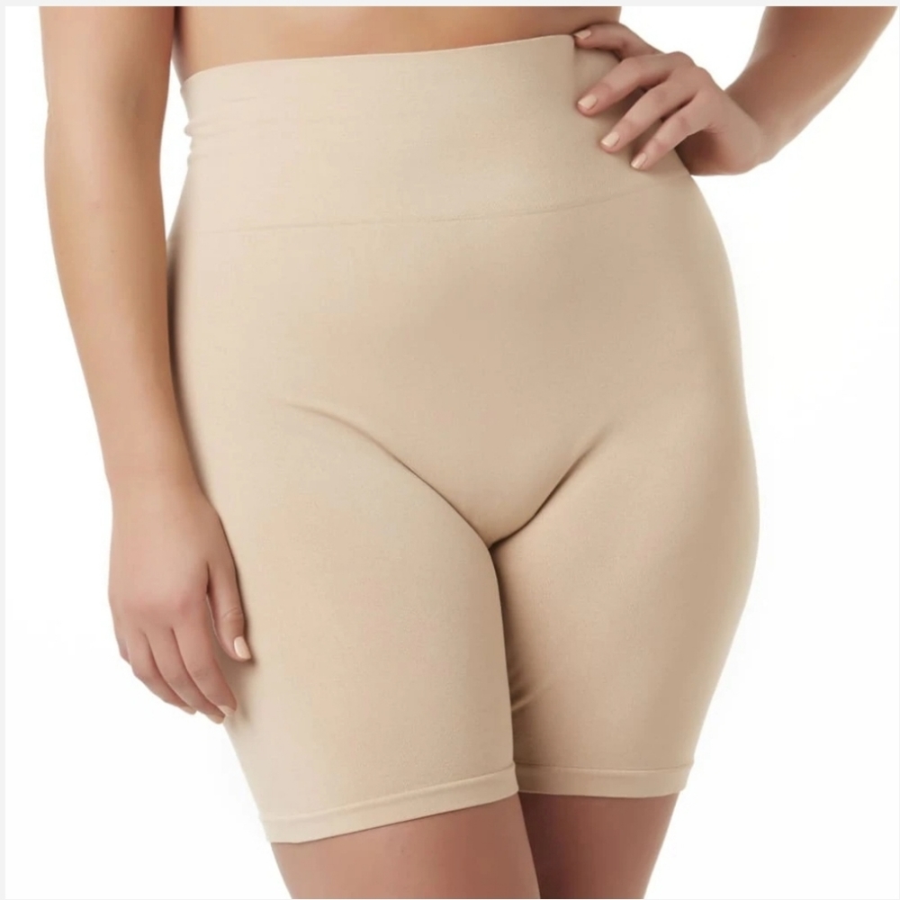 Simply Emma seamless shapewear shorts